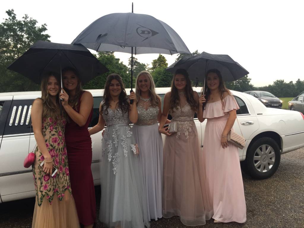 Yr11Prom19 124