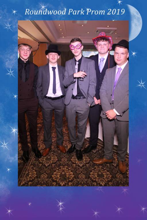 Yr11Prom19 233